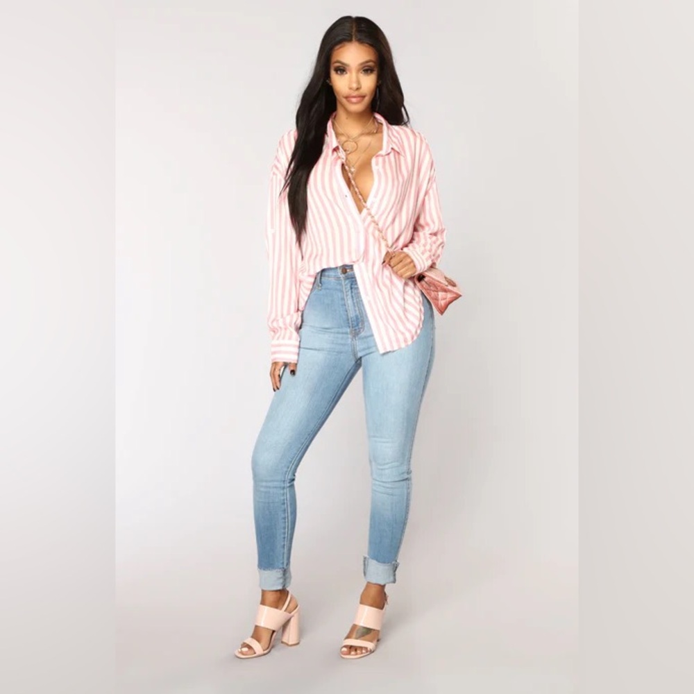 •Playin Games• Pink & White Stripe Relaxed Fit Oversized Long Sleeve Button-Down - Picture 4 of 7